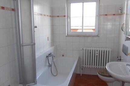 Wohnung Blankenburg (Harz) - 3 Zimmer, 64 m&sup2;, 495&euro; | Angebot:26316072