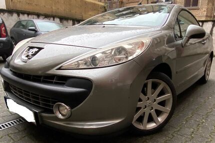Peugeot 207 207.000 km 2.350 € Wiesbaden 65197
