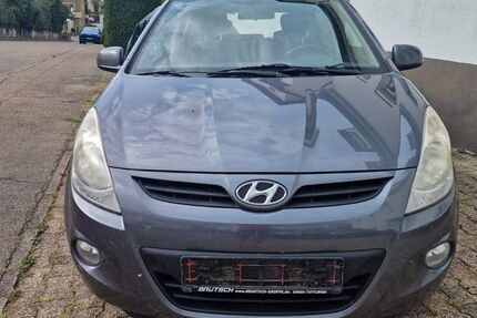 Hyundai i20 173.620 km 749 &euro; Trossingen 78647