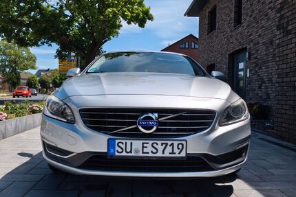 Volvo V60 253.000 km 7.900 &euro; Swisttal 53913