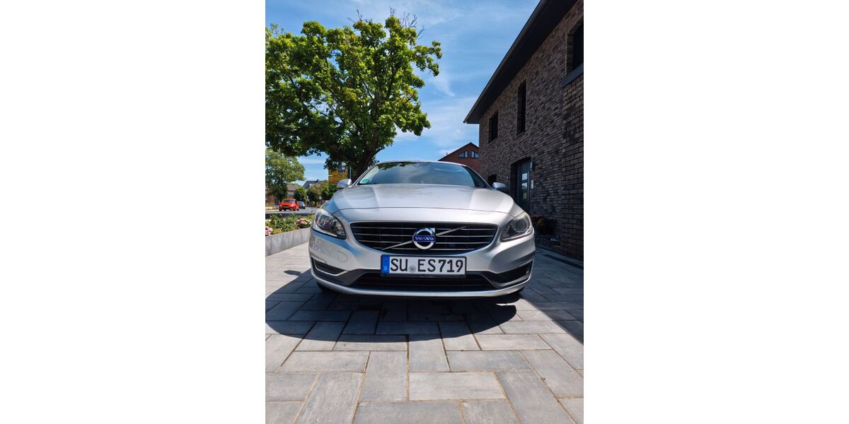 Volvo V60 253.000 km 7.900 &euro; Swisttal 53913