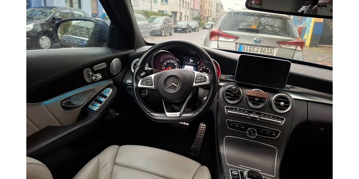 Mercedes-Benz C 250 80.000 km 19.000 &euro; Köln 51103