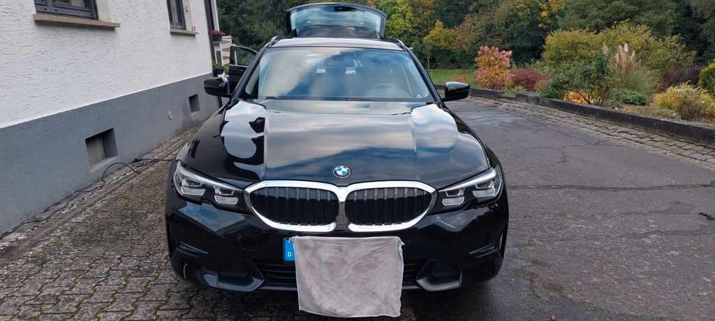 BMW 330 72.000 km 24.900 € Trimbs 56753