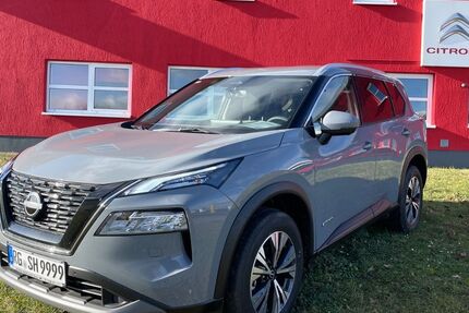 Nissan X-Trail 10.000 km 32.980 &euro; Riesa 01587