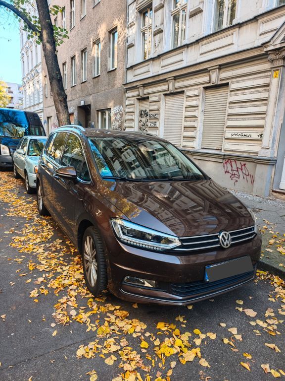 VW Touran 160.750 km 14.000 € Berlin 12053