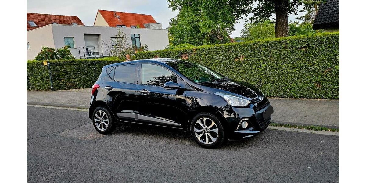 Hyundai i10 65.000 km 6.900 &euro; WIESBADEN 65183