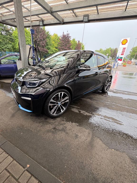 i3