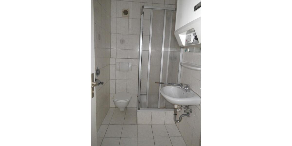 Etagenwohnung Neutraubling - 2 Zimmer, 45 m&sup2;, 590&euro; | Angebot:26447533