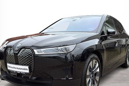 BMW iX 36.133 km 45.490 € Oldenburg 26135
