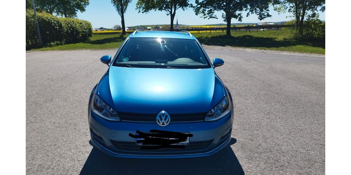 VW Golf 140.800 km 12.200 &euro; Lülsfeld 97511