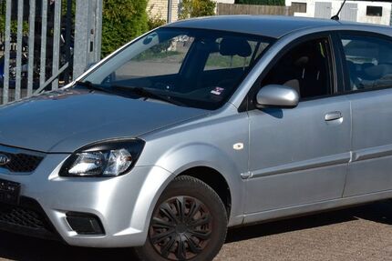 Kia Rio 161.000 km 1.490 &euro; Celle 29227