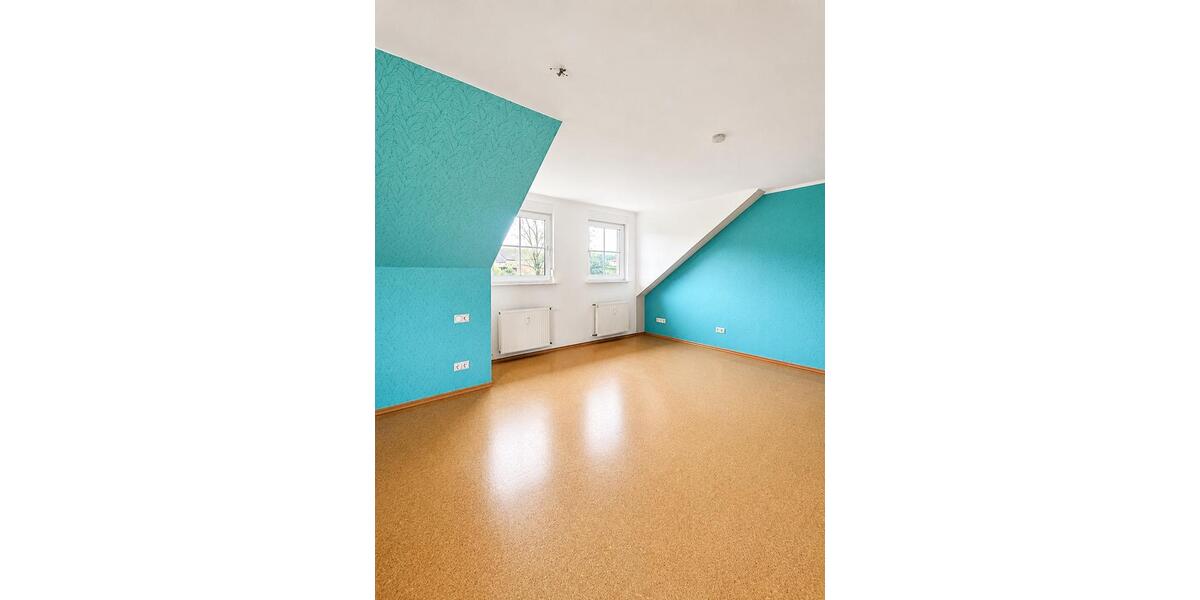 Etagenwohnung Kalbach - 7 Zimmer, 170 m&sup2;, 1.000&euro; | Angebot:26665471