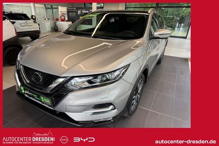 Nissan Qashqai 19.376 km 16.490 &euro; Dresden 01067