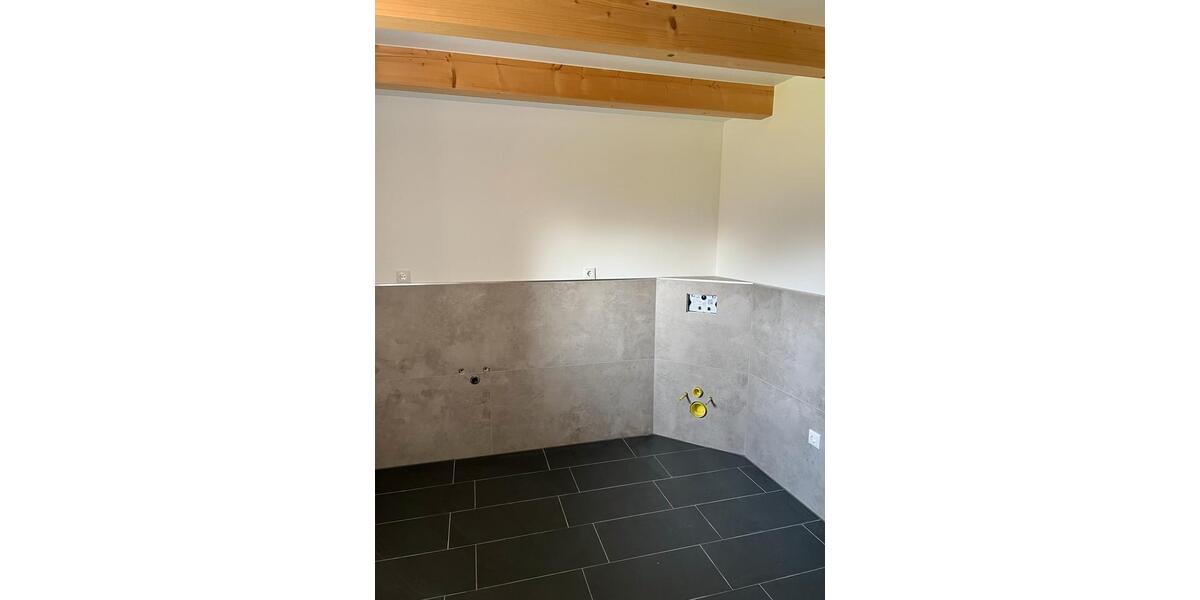 Einfamilienhaus Wolmirstedt - 2 Zimmer, 90 m&sup2;, 980&euro; | Angebot:26013404