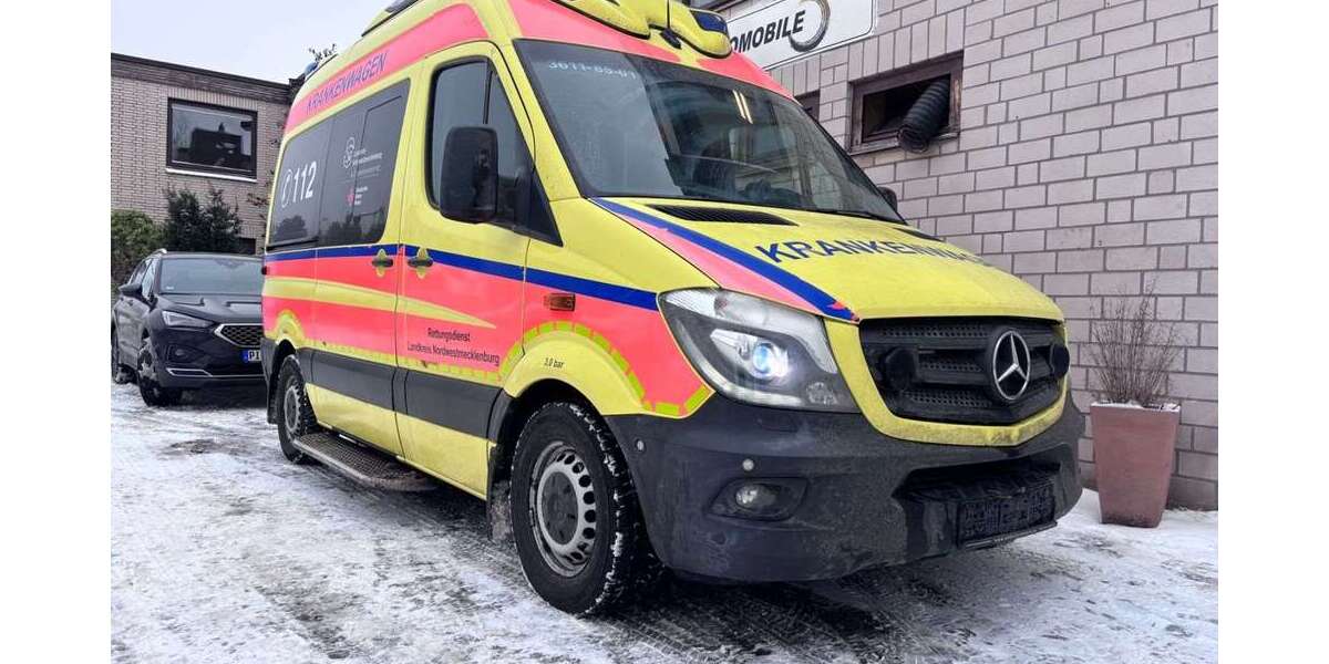 Mercedes-Benz Sprinter 230.120 km 15.999 &euro; Rellingen 25462