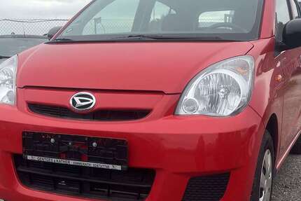 Daihatsu Cuore 45.243 km 3.990 € Düren 52353