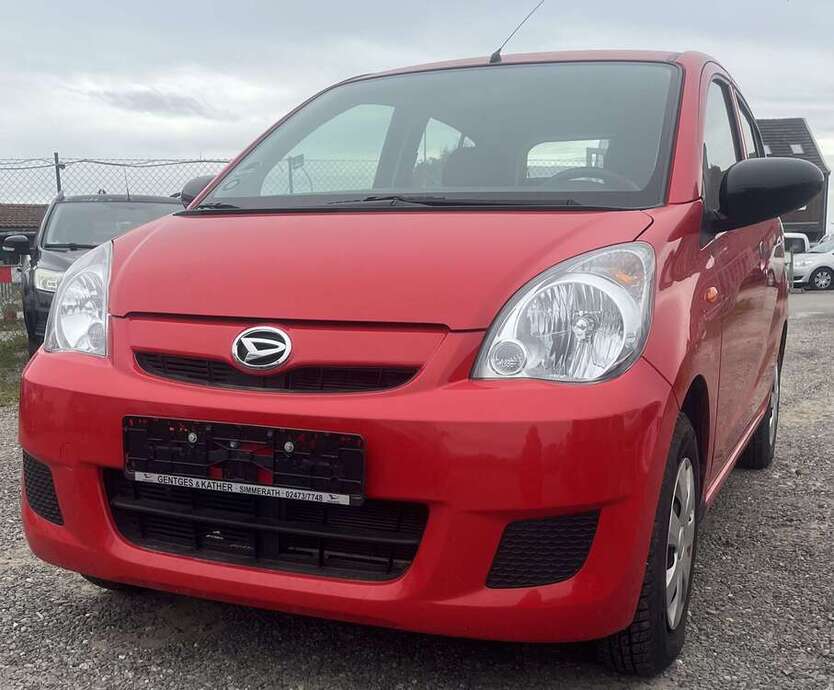 Daihatsu Cuore 45.243 km 3.990 € Düren 52353