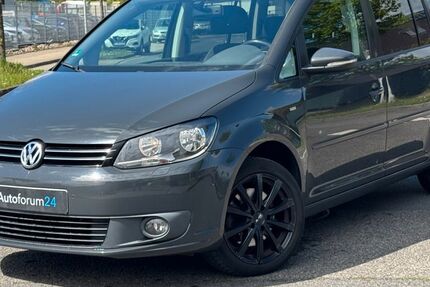 VW Touran 200.000 km 8.499 &euro; Jülich 52428