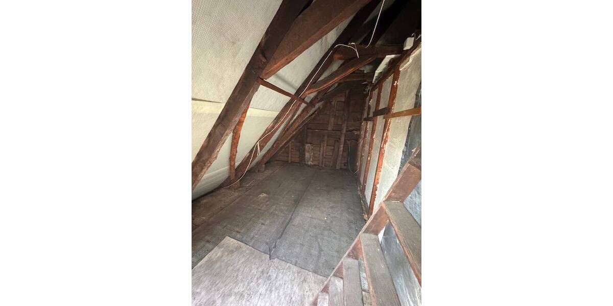 Doppelhaushälfte Neuenrade - 8 Zimmer, 170 m&sup2;, 134.900&euro; | Angebot:26258033