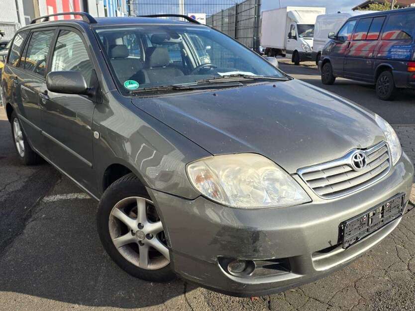 Toyota Corolla 202.000 km 2.950 € Hamburg 20539