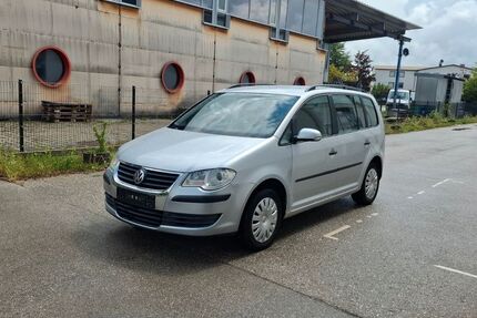 VW Touran 190.187 km 3.699 &euro; Bad Tölz 83646