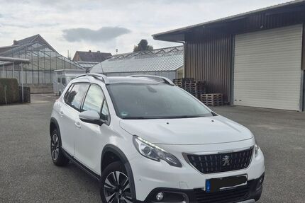 Peugeot 208 131.800 km 6.990 &euro; Hamburg 21037