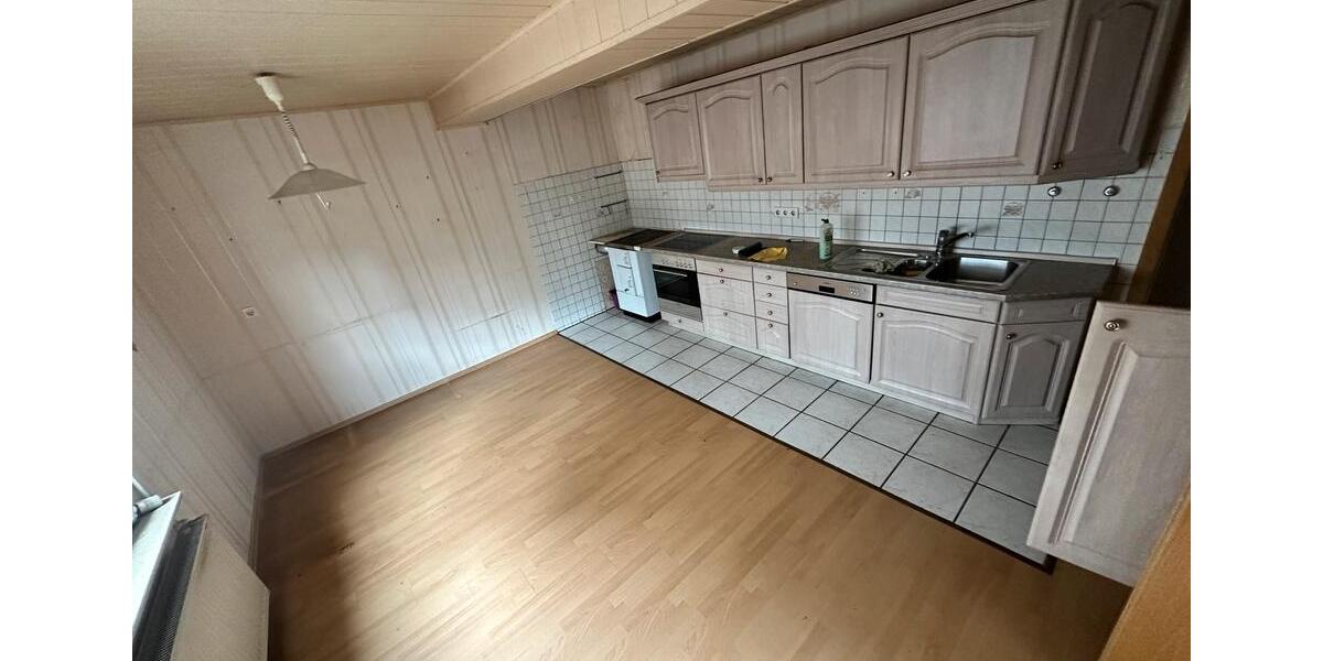 Bauernhaus, Landhaus Fritzlar - 8 Zimmer, 310 m&sup2;, 265.000&euro; | Angebot:27112563