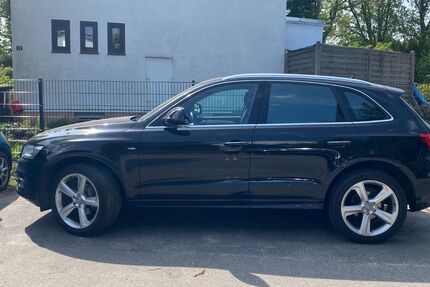 Audi Q5 131.000 km 19.900 &euro; Hamburg 22393