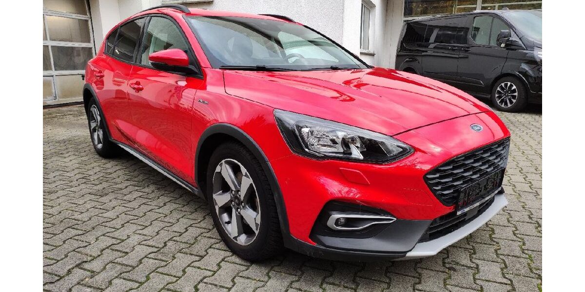 Ford Focus 33.800 km 17.990 &euro; Dessau-Roßlau 06849