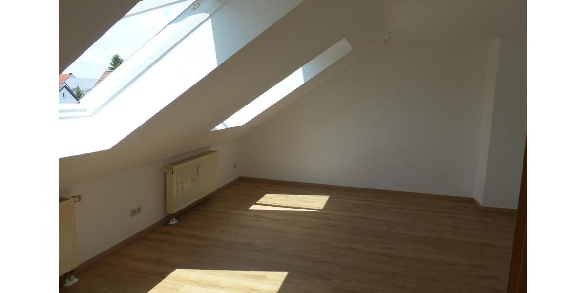 Dachgeschoßwohnung Dillingen an der Donau - 3 Zimmer, 63 m&sup2;, 219.500&euro; | Angebot:27083440