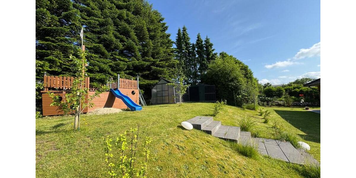 Bungalow Husum - 8 Zimmer, 208 m&sup2;, 519.000&euro; | Angebot:27153472