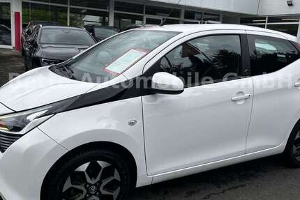 Toyota Aygo 61.350 km 11.480 &euro; Lennestadt 57368