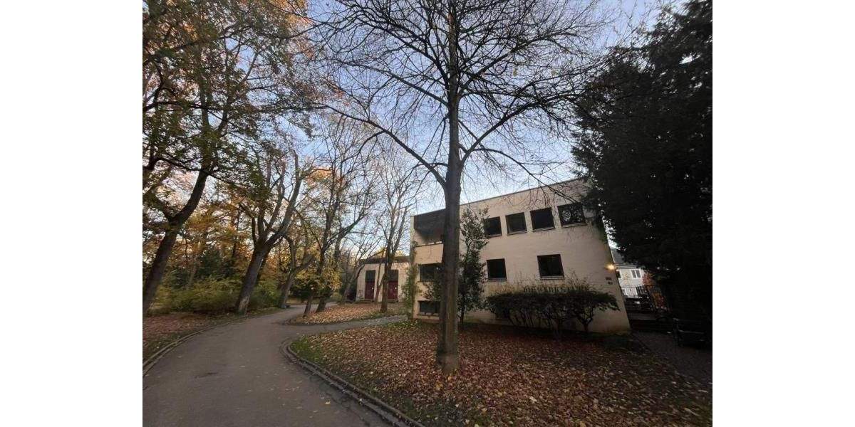 2-Familienhaus mitten im Park in der Regenburger Innenstadt 1 zimmer