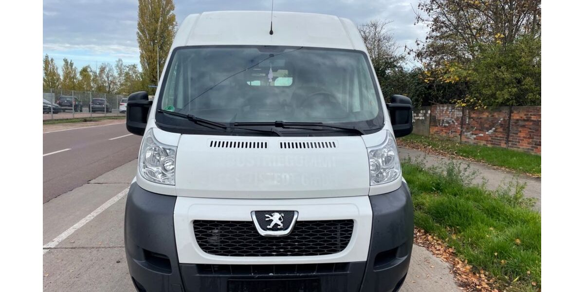 Peugeot Boxer 189.000 km 4.200 &euro; Halle/S. 06132