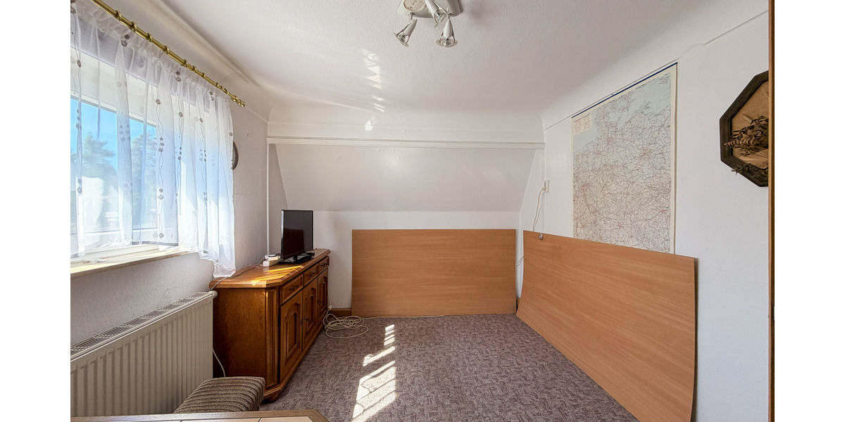 Ihr privates Refugium – Einfamilienhaus mit Poolhaus, Wintergarten und viel Platz! *Provisionsfrei - Einfamilienhaus Gera Lusan | Angebot:27212518