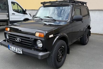 Lada Niva 24.500 km 9.999 &euro; Schwarzenbach am Wald 95131