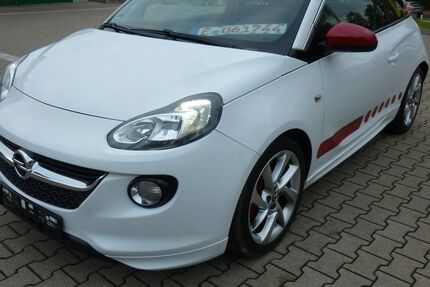 Opel Adam 119.000 km 5.300 € Essen 45144