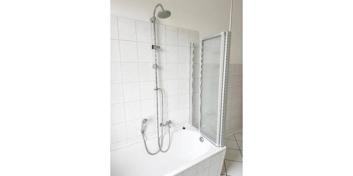 Etagenwohnung Riesa Altriesa - 2 Zimmer, 73 m&sup2;, 395&euro; | Angebot:25985365