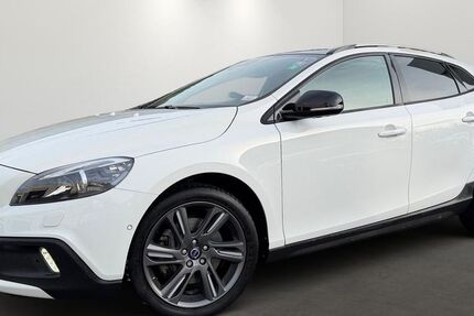 Volvo V40 Cross Country 98.000 km 13.880 &euro; Dillenburg 35684