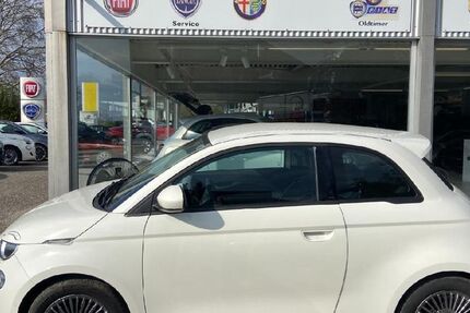 Fiat 500e 11.600 km 16.990 &euro; Asperg 71679