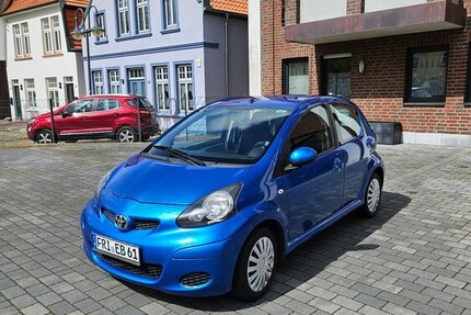 Toyota Aygo 90.000 km 3.900 € Jever 26441