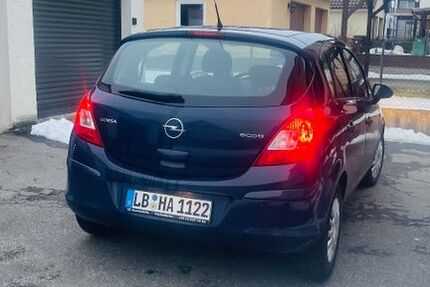 Opel Corsa 92.000 km 3.150 &euro; Poppenweiler 71642