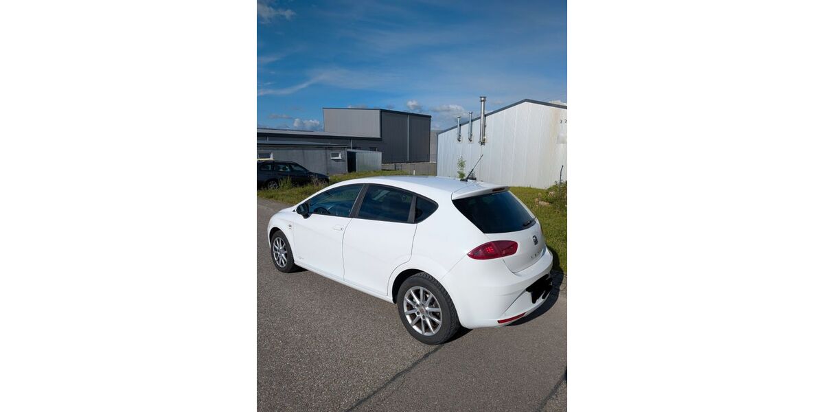 Seat Leon 214.000 km 3.199 &euro; Zaisenhausen 75059
