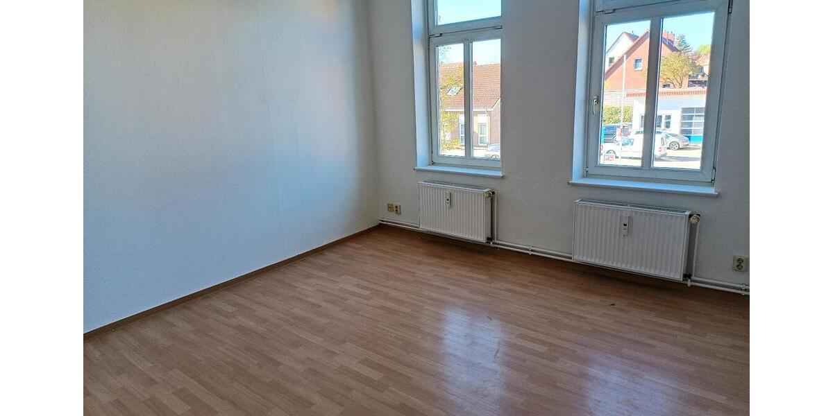 Etagenwohnung Güstrow - 3 Zimmer, 74 m&sup2;, 575&euro; | Angebot:26383757