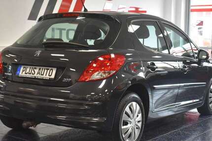 Peugeot 207 66.000 km 4.470 &euro; Nürnberg 90431