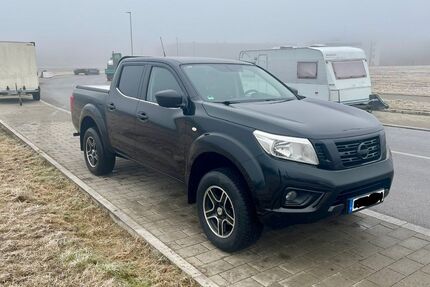 Nissan Navara 78.000 km 22.000 &euro; Calw-Holzbronn 75365