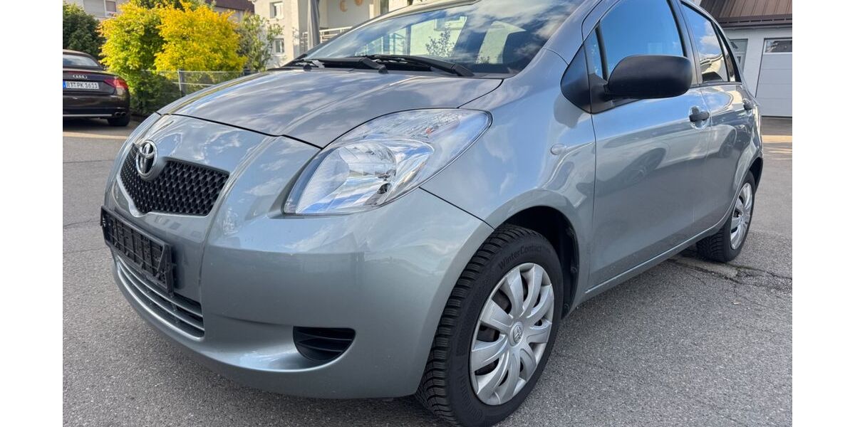Toyota Yaris 106.240 km 2.100 &euro; Walddorfhäslach (bei Stuttgart) 72141
