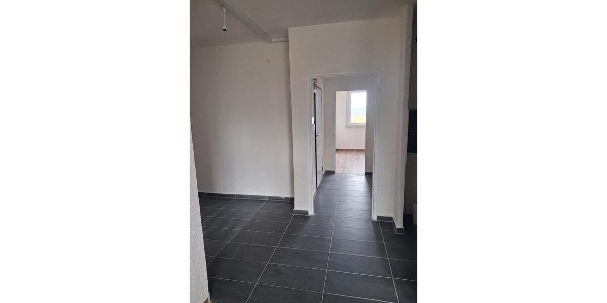 Etagenwohnung Schneeberg - 4 Zimmer, 70 m&sup2;, 455&euro; | Angebot:26168403