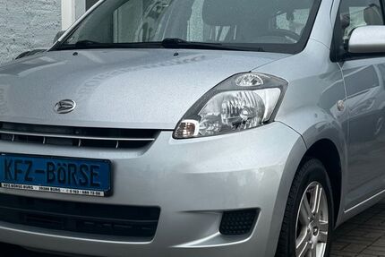 Daihatsu Sirion 64.200 km 4.800 € Burg 39288