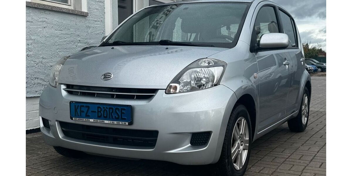 Daihatsu Sirion 64.200 km 4.800 € Burg 39288